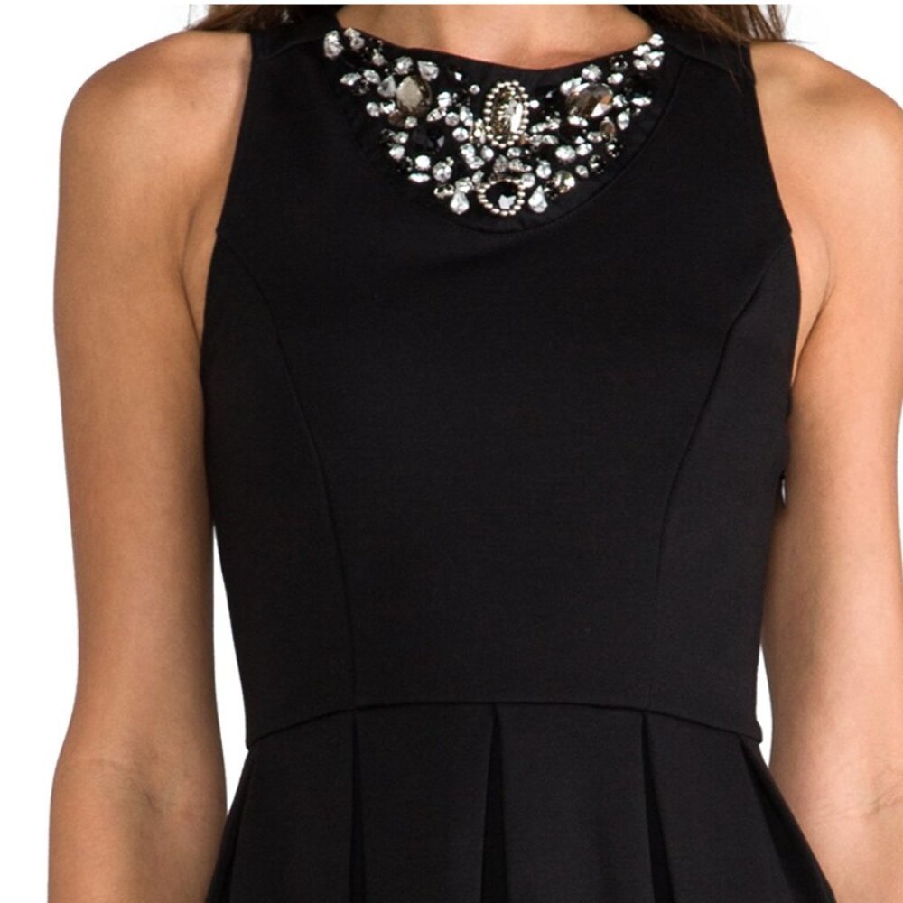 Eight Sixty Embellished Dress Size XS - Picture 3 of 10